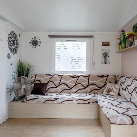 Mobil-home 2 - D Kemping