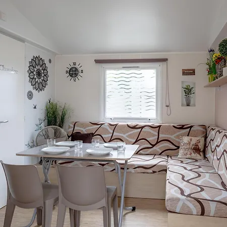 Mobil-home 2 - D Kemping